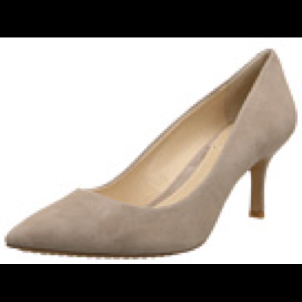 Vince Camuto pumps kitten heel 2.5inch